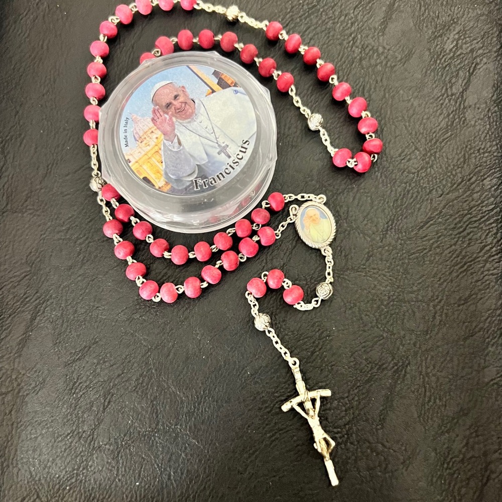 Pope Francis Rose Scented Pink Wood Bead Rosary Made in Italy 18" Cottagecore